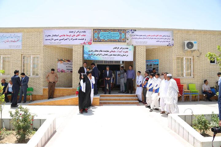ساخت ۱۶۰ بیمارستان و مرکز بهداشتی برکت در ۳ استان محروم کشور