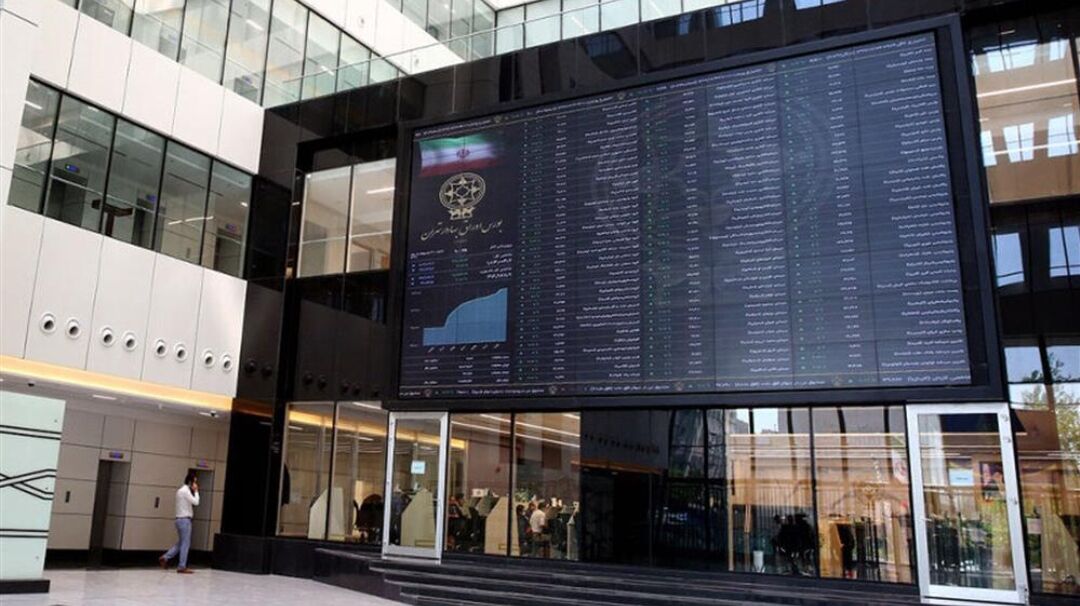 بحران قیمت گذاری دستوری| توزیع رانت با برچسب حمایت