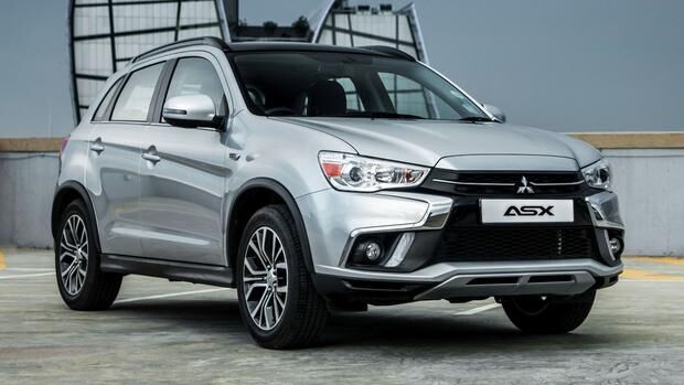 گرانی ۵۰ تا ۲۰۰ میلیون تومانی خودروهای خارجی| ارزانی در بازار خودرو ایجاد می شود؟