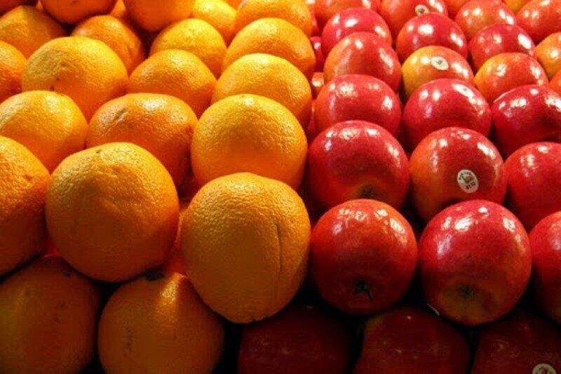 ۲۶۰ تن سیب و پرتقال شب عید در کهگیلویه و بویراحمد توزیع شد
