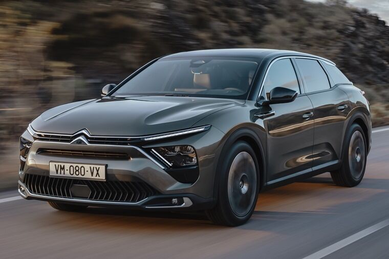 کیا نیرو بهترین خودرو سال در دنیا|هیبریدی ها در مقام های نخست