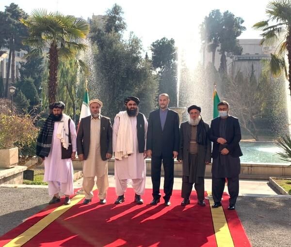 افغانستان و همسایگان آن؛ حفظ روابط در عین پیچیدگیها! | طالبان نیازمند ایران است