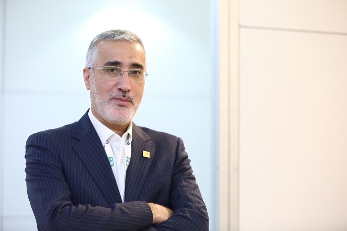 بحران صنایع داروسازی با قطعی مکرر برق؛ داروسازان به جای توسعه تولید باید دنبال گازوئیل باشند