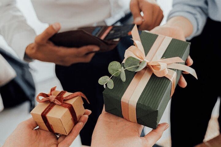 با سفر کارت علی بابا به همکارانتان سفر هدیه دهید با سفر کارت علی بابا به همکارانتان سفر هدیه دهید