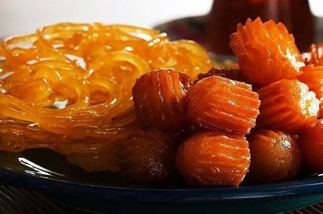 قیمت مصوب زولبیا در سمنان کیلوگرمی ۱۱۰ هزار تومان است  قیمت مصوب زولبیا در سمنان کیلوگرمی ۱۱۰ هزار تومان است