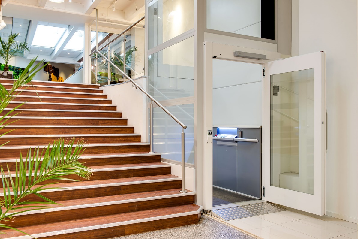 همه چیز در مورد بالابرها و استاکرها