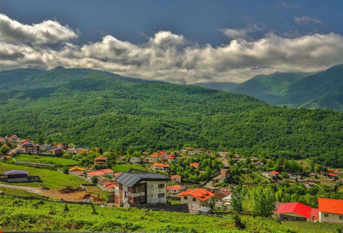 زمین شمال متری چند است؟