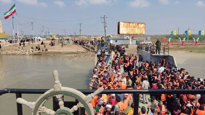 ارائه خدمات به بیش از ۵۱۳  هزار گردشگر دریایی در رود اروند ارائه خدمات به بیش از ۵۱۳  هزار گردشگر دریایی در رود اروند