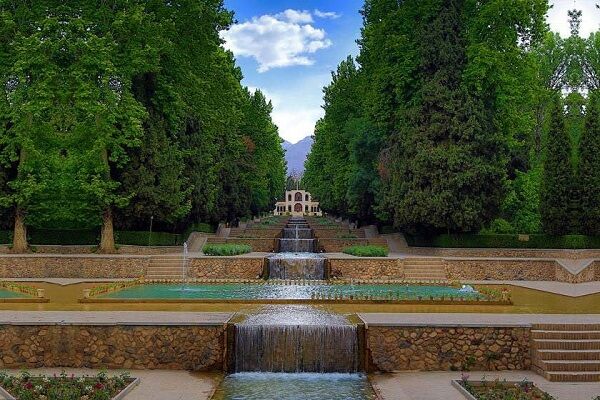 خیز کرمان در ماراتن جذب مسافران نوروزی| گردشگری از کما بیرون می آید؟ خیز کرمان در ماراتن جذب مسافران نوروزی| گردشگری از کما بیرون می آید؟