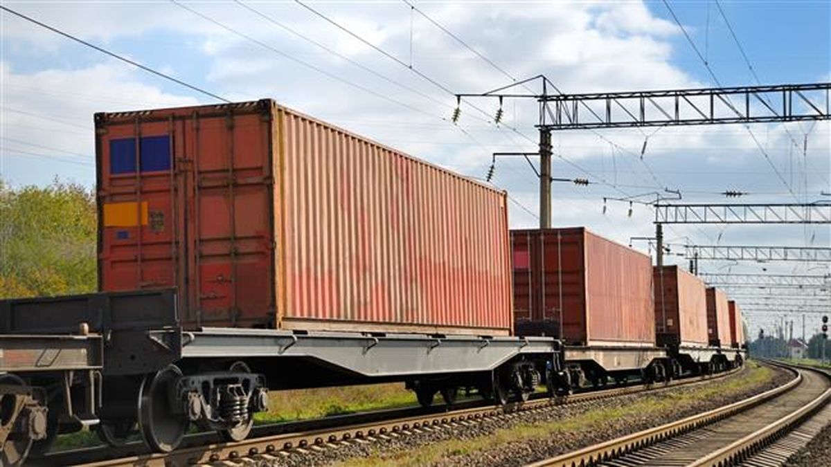 خروج واگن های صادراتی از ریل | هزینه صادرات سنگین تر شد