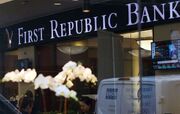 بانک فِرست ریپابلیک در آستانه سقوط