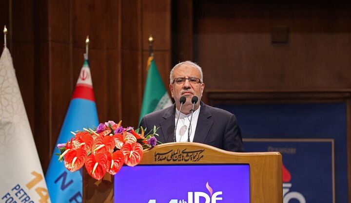 تولید نفت ایران در دولت سیزدهم به بیش از ۳ میلیون بشکه رسید تولید نفت ایران در دولت سیزدهم به بیش از ۳ میلیون بشکه رسید