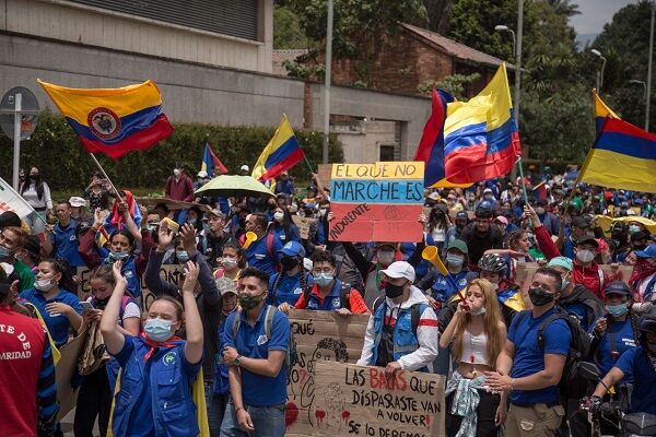 استفاده عفو بین الملل از هوش مصنوعی برای جعل تصاویر اعتراضات کلمبیا!