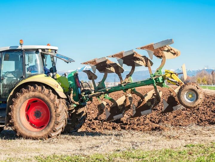 رسالت تولیدکنندگان تجهیزات کشاورزی در تامین امنیت غذایی| بازار ۲۳۸میلیارد دلاری  ماشین آلات تا ۲۰۳۳