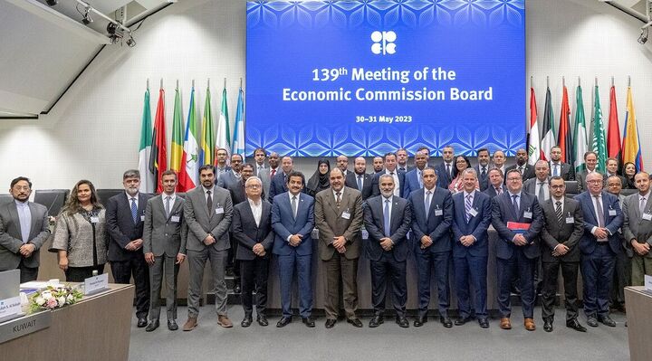 تأکید دبیرکل اوپک بر نقش مثبت توافقنامه همکاری در ثبات بازار نفت تأکید دبیرکل اوپک بر نقش مثبت توافقنامه همکاری در ثبات بازار نفت