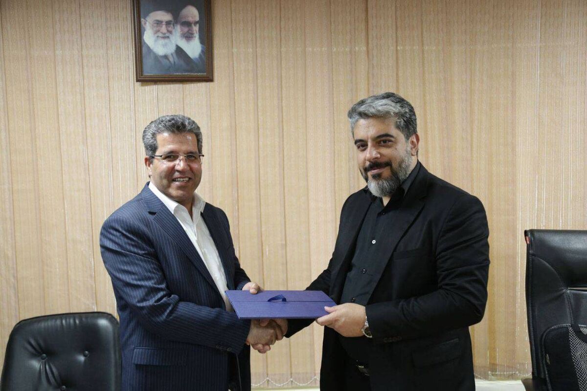 نگاه مثبت شهروندان به مجموعه فروشگاههای شهروند نتیجه تلاش و عملکرد کارکنان و مدیران این مجموعه است