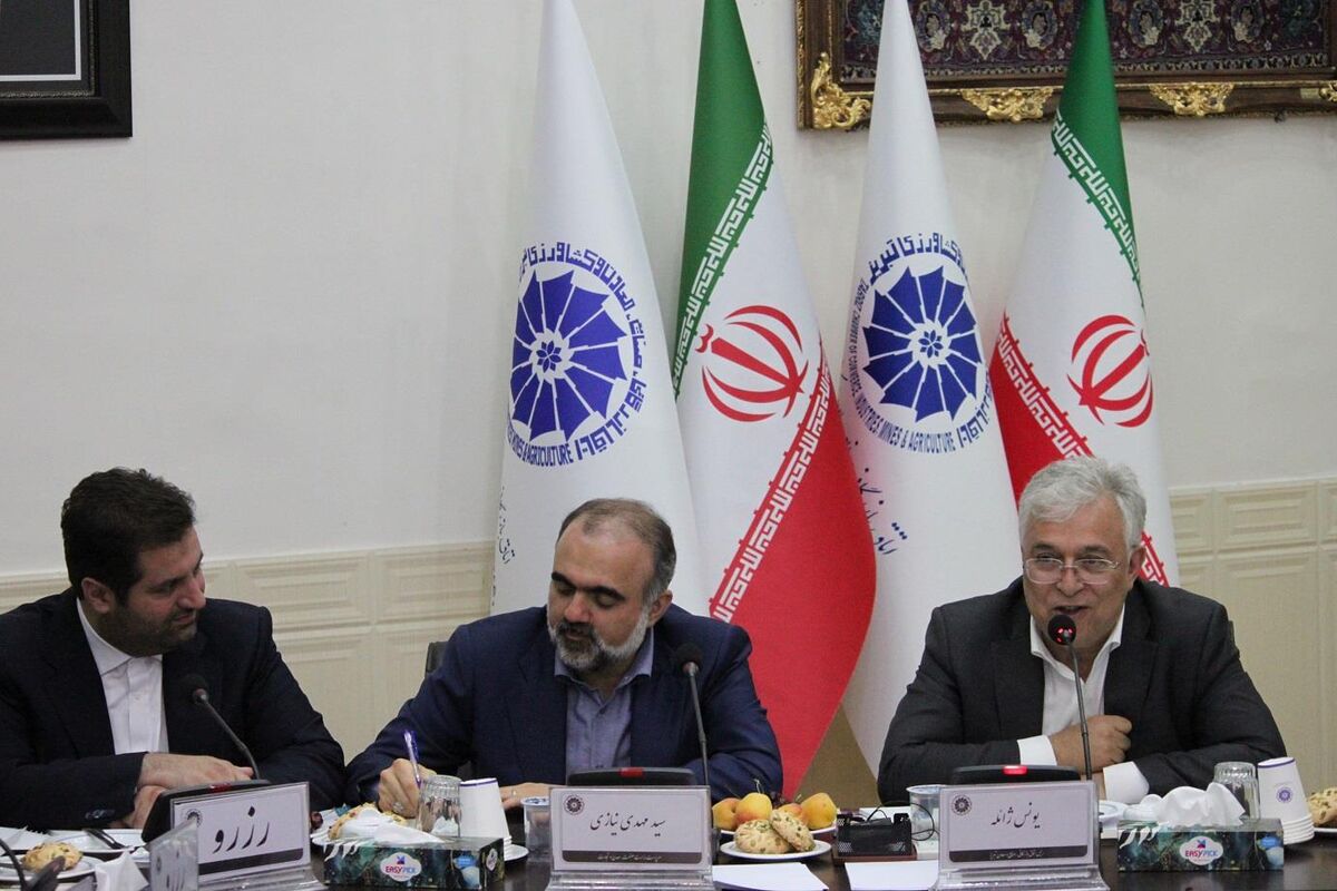 اعطای امتیازات ویژه به صادرکنندگان در آینده نزدیک