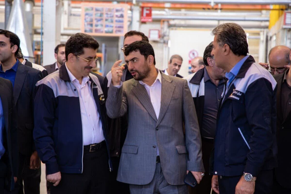 کارخانه سیملاکی اشراق وابسته به گروه صنعتی ایران ترانسفو افتتاح شد
