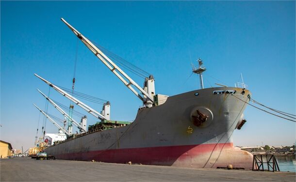 ترانزیت کالا در بنادر شرق هرمزگان افزایش ۸۷ درصدی داشت ترانزیت کالا در بنادر شرق هرمزگان افزایش ۸۷ درصدی داشت