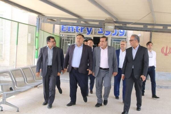 اختصاص ۴۰۰ میلیارد تومان برای ایام اربعین به پایانه های مرزی میرجاوه و ریمدان اختصاص ۴۰۰ میلیارد تومان برای ایام اربعین به پایانه های مرزی میرجاوه و ریمدان