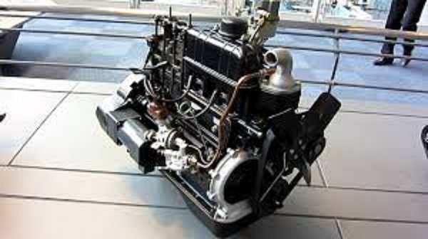 انواع موتور لیفتراک کدامند و چه تفاوتهایی با یکدیگر دارند؟