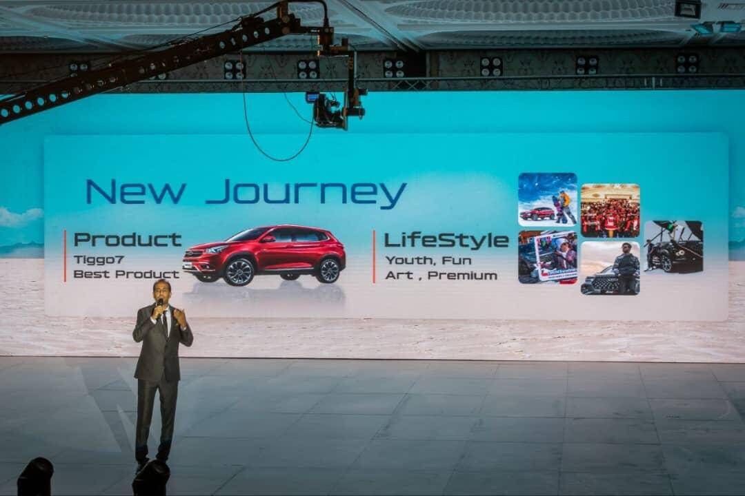 فصلی جدید، مسیری نو؛ امویام از ایکس ۳۳ کراس رونمایی کرد