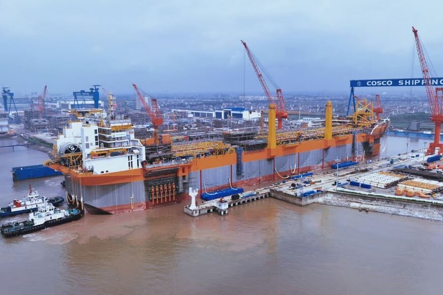 ۶۶۰ شناور با ۴۵۰ محموله کالای اساسی در بندر امیرآباد پهلو گرفت