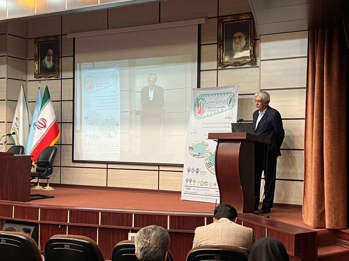 پتانسیل بالای صنعت کشت بافت در بهبود صادرات غیرنفتی پتانسیل بالای صنعت کشت بافت در بهبود صادرات غیرنفتی