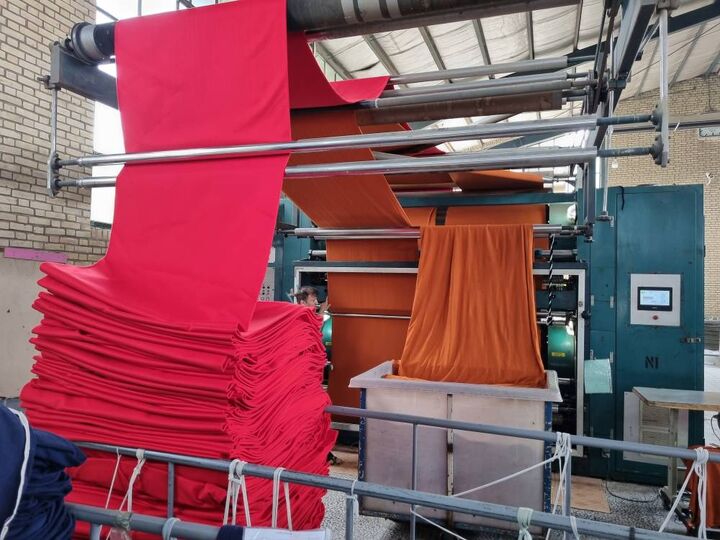 صادرات ۹۵۰۰ تن پارچه تا پایان شهریورماه | عراق، مقصد نخست صادرات صادرات ۹۵۰۰ تن پارچه تا پایان شهریورماه | عراق، مقصد نخست صادرات