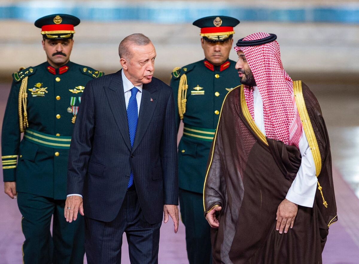 رویکرد جدید منطقه ای با سفر اردوغان به خلیج فارس| رشد روابط سیاسی با منافع مشترک اقتصادی