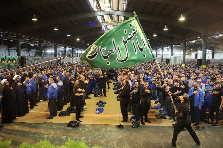 اجتماع بزرگ کارگری در رثای حسین(ع) به سوگ نشست اجتماع بزرگ کارگری در رثای حسین(ع) به سوگ نشست