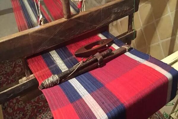 بازار پارچه بافی سنتی در سیستان و بلوچستان رضایت بخش نیست بازار پارچه بافی سنتی در سیستان و بلوچستان رضایت بخش نیست