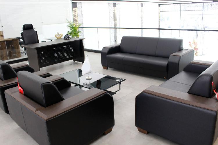 ۸ ایده برای دکوراسیون فضای اداری