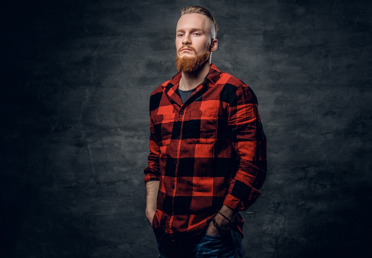 آموزش دوره رنگ مو مردانه