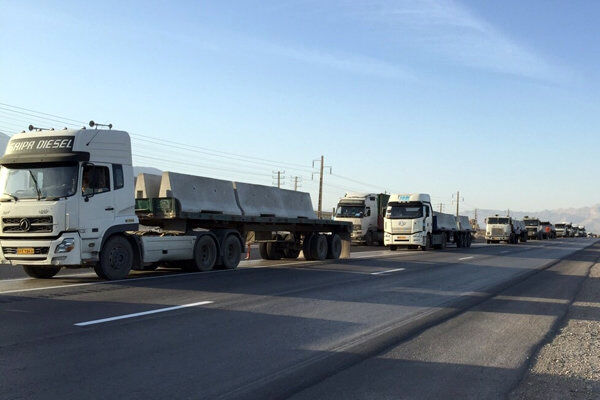 یزد ایمن‌ترین شبکه جاده‌ای کشور را دارد| کاهش نرخ ۱۸ درصدی تلفات جاده‌ای