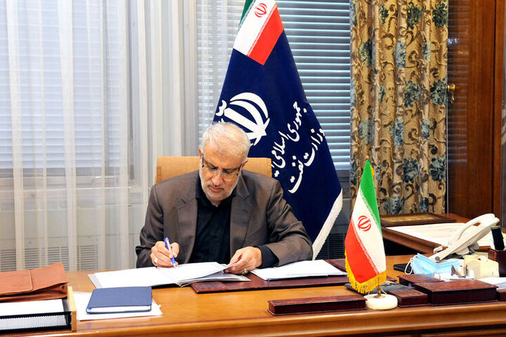 موافقت وزیر نفت با پیشنهاد متناسبسازی مستمری بازنشستگان صنعت نفت موافقت وزیر نفت با پیشنهاد متناسبسازی مستمری بازنشستگان صنعت نفت