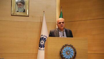 فارس ۱۰.۵ درصد ارزش افزوده تولیدی خود را از بخش صنعت و معدن کسب می‌کند