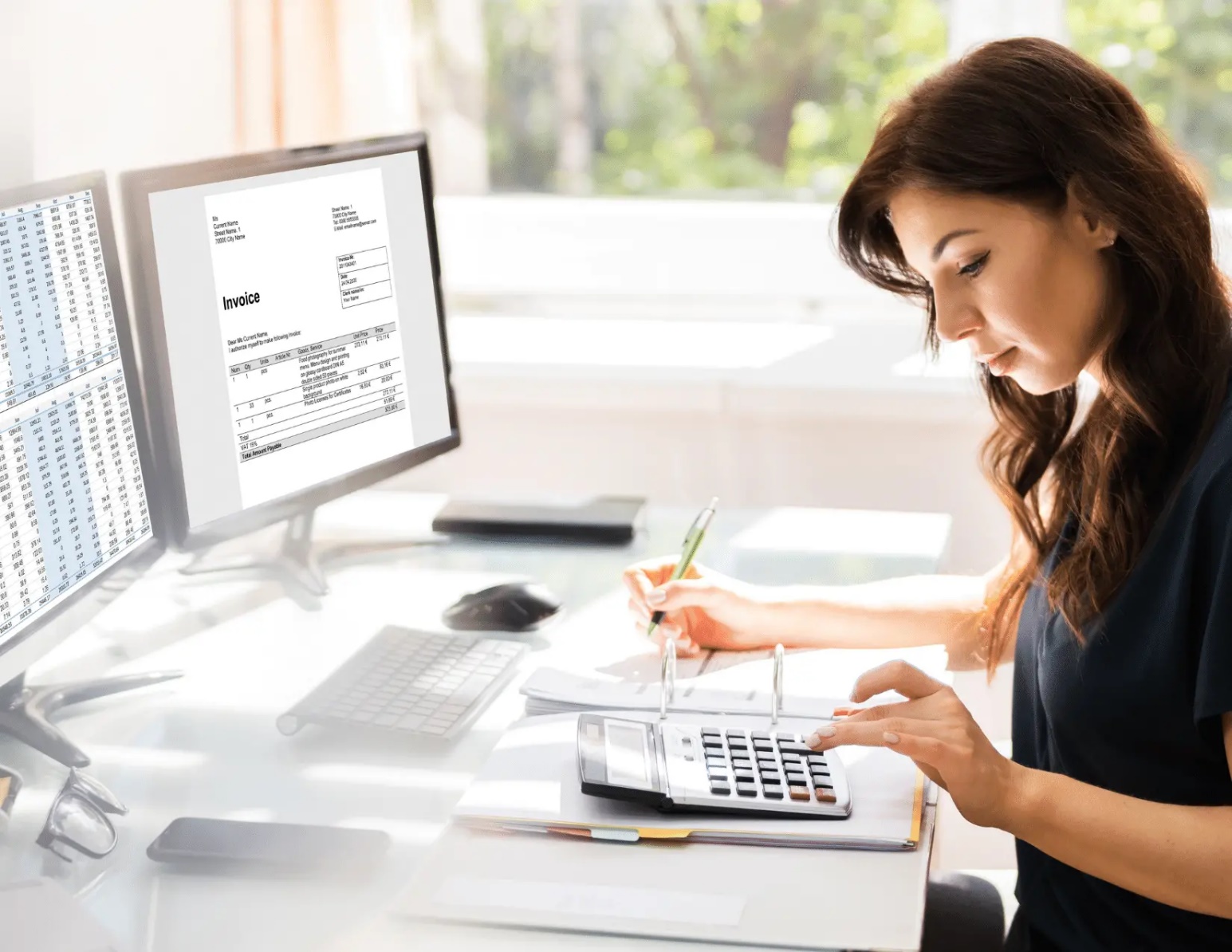 چرا همه شرکت های خدمات حسابداری باید از نرمافزار حسابداری حرفهای استفاده کنند؟