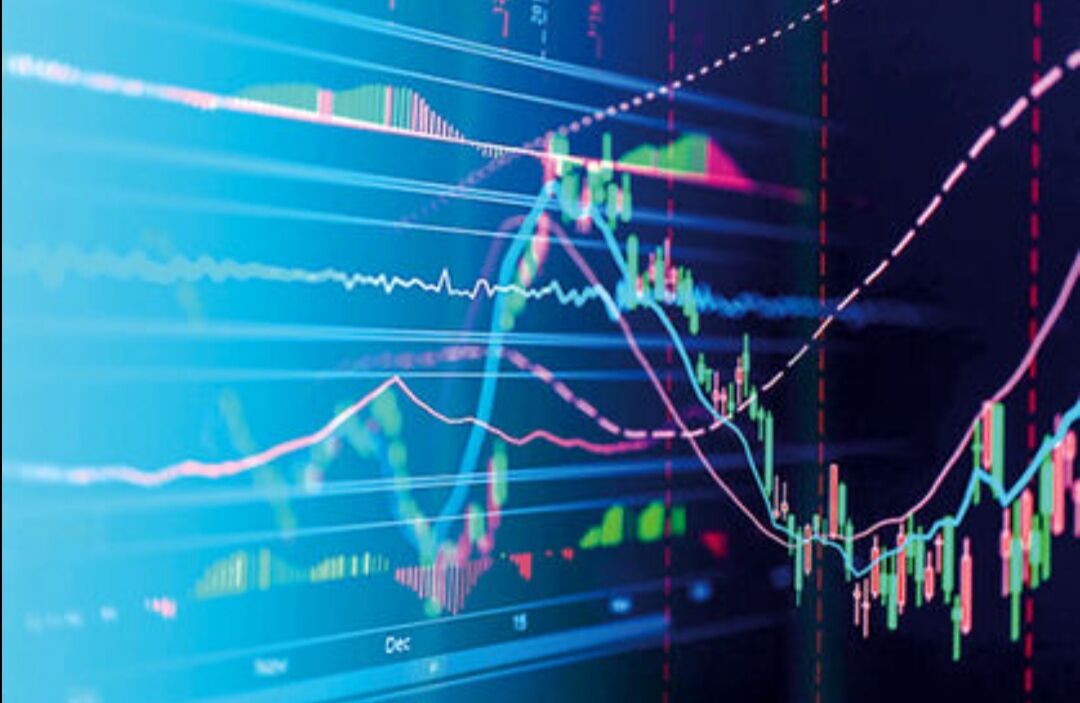 بازار در نیمه دوم سال ۱۴۰۲ به کدام سو می رود؟| پول آماده داغ شدن است