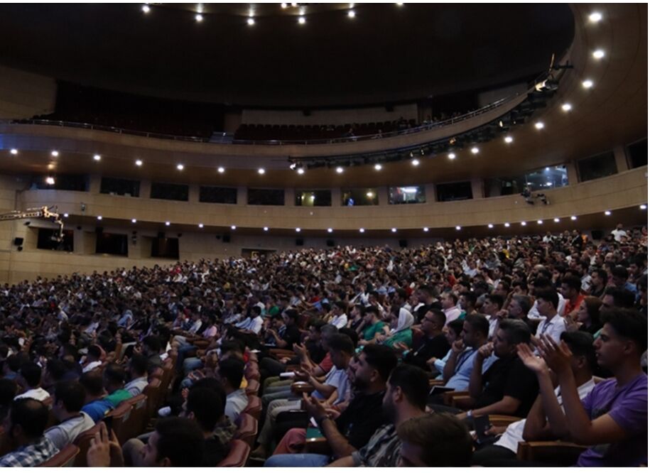 پیشبینی فاکتورهای تاثیرگذار در بازارهای مالی توسط محمد حسینی، کارشناس بازارهای مالی مورد بررسی قرار گرفته است.