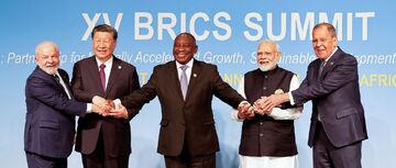 سیگنال مسکو برای ایجاد پلتفرم BRICS Bridge | مزایا و معایب ارز بریکس