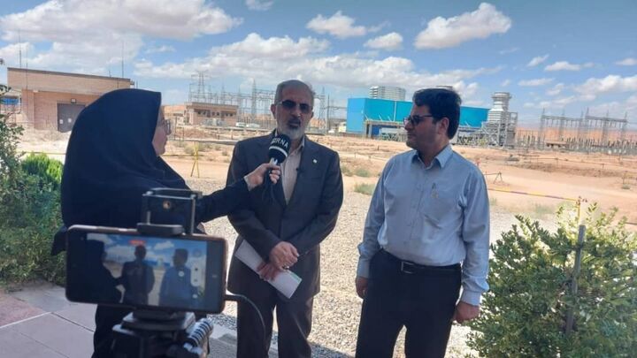 ۸.۶ درصد تولید برق کشور توسط بانک صنعت و معدن تامین مالی شده است ۸.۶ درصد تولید برق کشور توسط بانک صنعت و معدن تامین مالی شده است