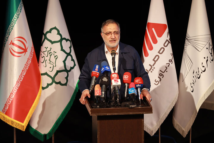 ورود ۱۰۰۰ اتوبوس، ۵۰ هزار تاکسی و ۴۵۰ هزار موتورسیکلت برقی به تهران ورود ۱۰۰۰ اتوبوس، ۵۰ هزار تاکسی و ۴۵۰ هزار موتورسیکلت برقی به تهران