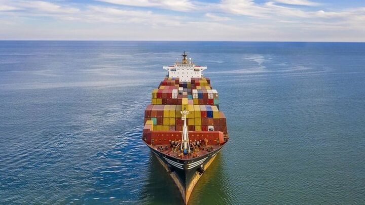 رشد صادرات کالا و خدمات از واردات پیشی گرفت| بهبود منابع ارزی با افزایش صادرات
