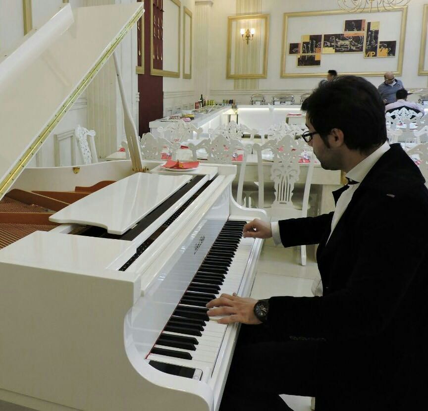 رستوران با موسیقی زنده در اصفهان