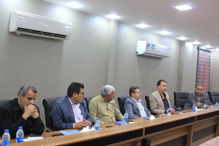 تشکیل کارگروه اشتغال با محوریت اتاق بازرگانی آبادان| توسعه اقتصاد در گروی آموزش است