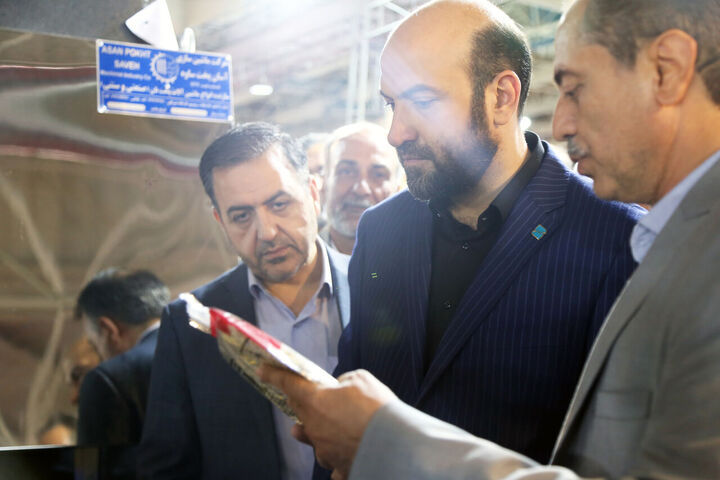 تاکید رییس سازمان ملی استاندارد بر تولید نان سلامتمحور تاکید رییس سازمان ملی استاندارد بر تولید نان سلامتمحور