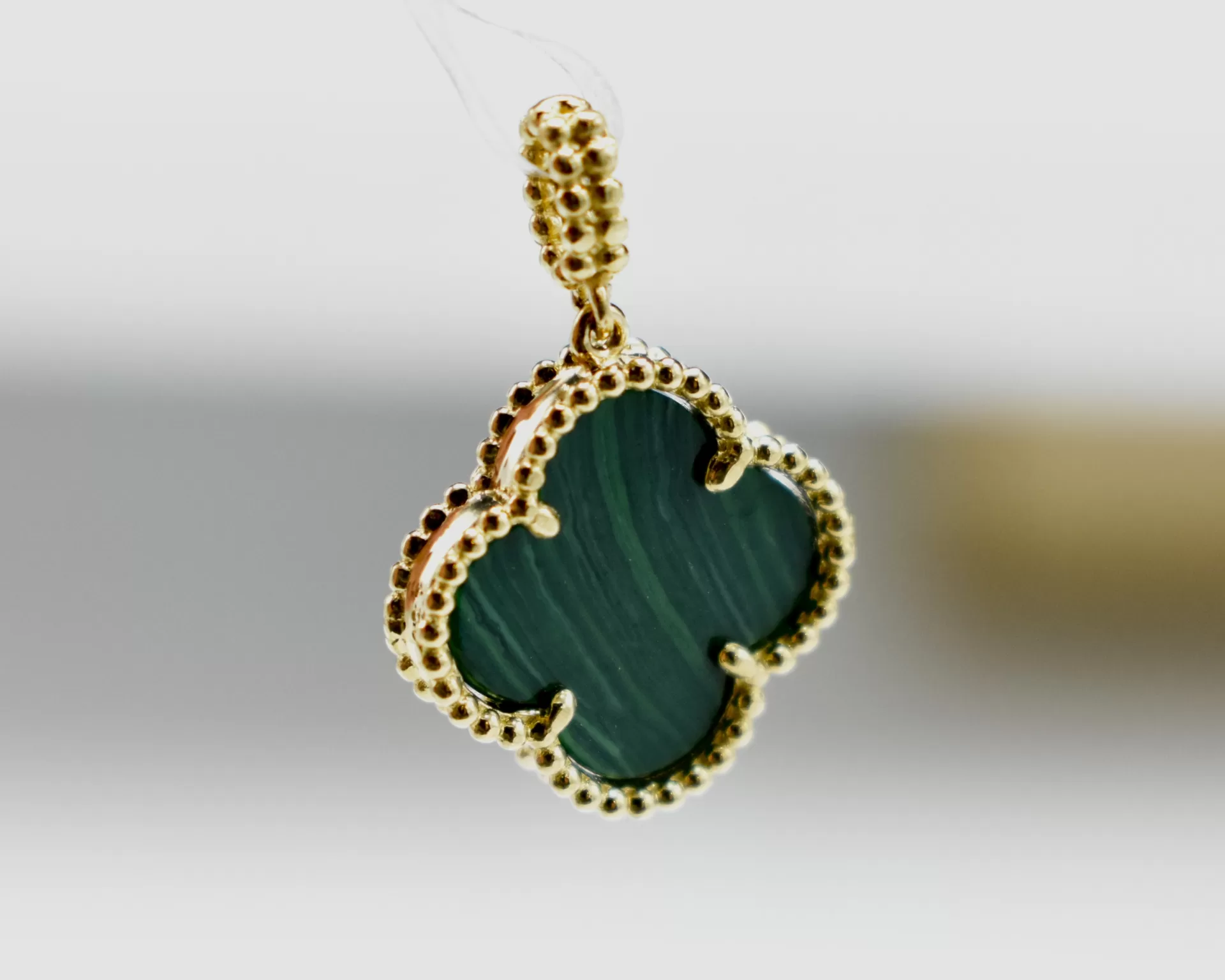 ونکلیف، برند جواهرات ثروتمندان ونکلیف سبز