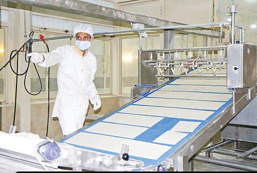 کشورهای حوزه خلیج فارس؛ اصلی ترین مشتریان ماشین آلات نان ایران| نوسان قیمت ارز؛ چالش همیشگی صنعتگران کشورهای حوزه خلیج فارس؛ اصلی ترین مشتریان ماشین آلات نان ایران| نوسان قیمت ارز؛ چالش همیشگی صنعتگران