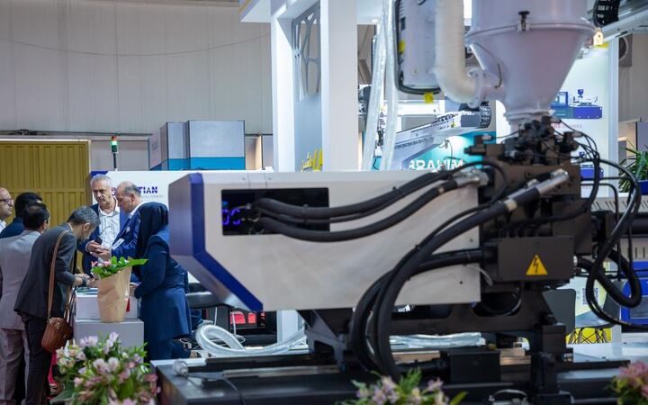 کاهش ۶۰ درصدی تولید داخل در ساخت ماشین آلات پلیمری